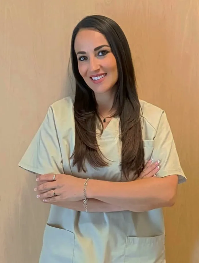 Isabel García en Clínica dental en Málaga